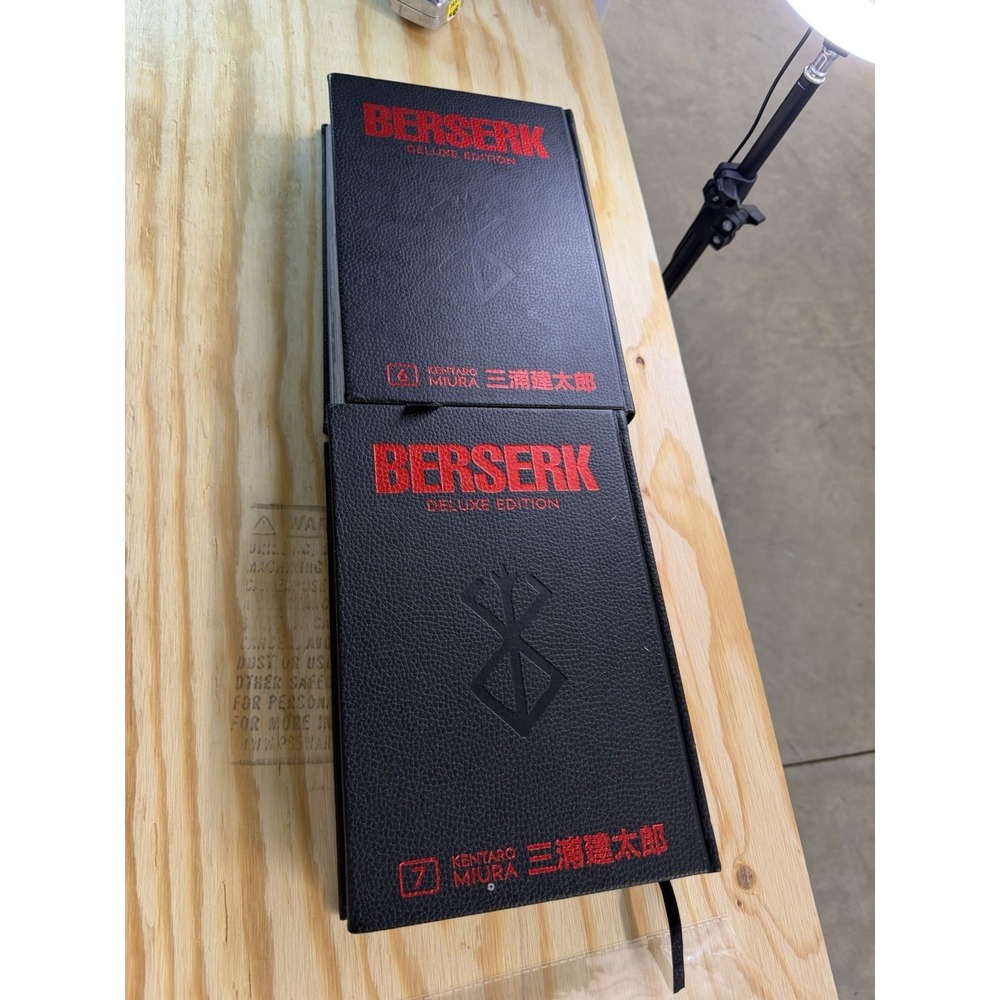Berserk Deluxe Edition Vol 6 & 7 Hardcover Manga Lot Kentaro Miura Dark - Picture 5 of 5